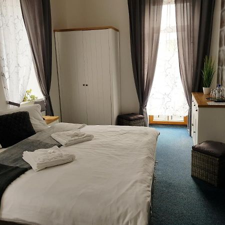 Hotel Camelot Тиса Экстерьер фото