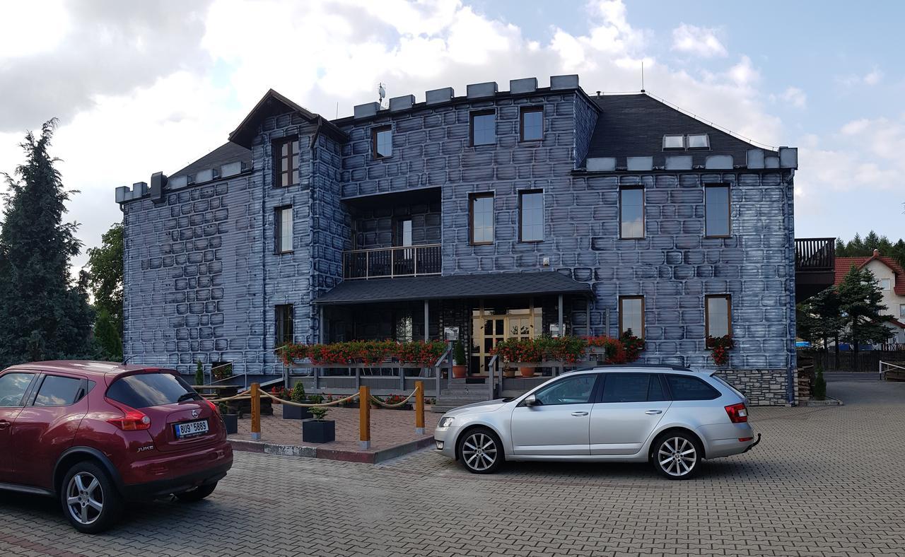 Hotel Camelot Тиса Экстерьер фото
